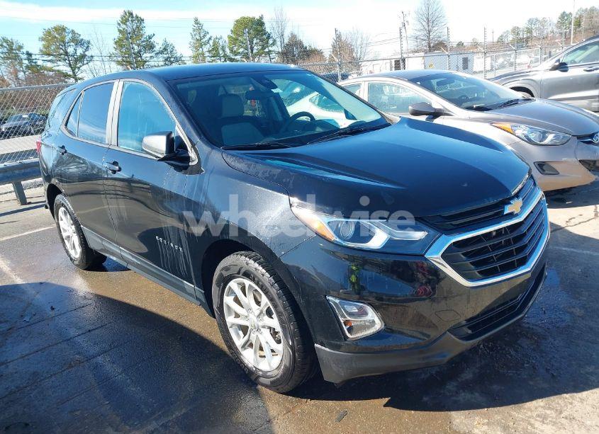 2020 Chevrolet Equinox FWD 1FL (VIN 2GNAXFEV0L6230129) main photo