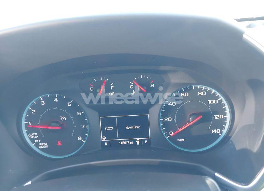 Photo 7 of 2020 Chevrolet Equinox FWD 1FL (VIN 2GNAXFEV0L6230129)