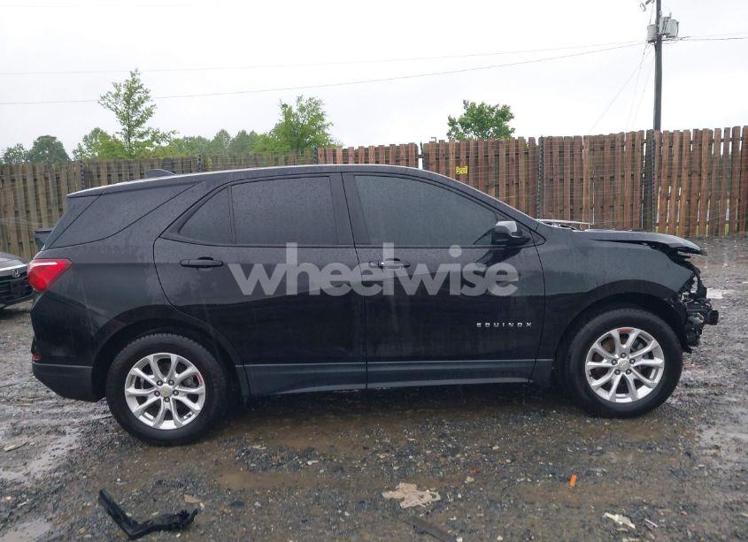 Photo 13 of 2020 Chevrolet Equinox FWD 1FL (VIN 2GNAXFEVXL6167010)