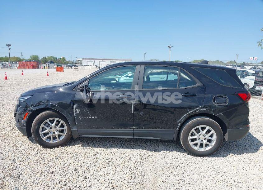 Photo 14 of 2022 Chevrolet Equinox FWD 1FL (VIN 2GNAXFEVXN6118585)