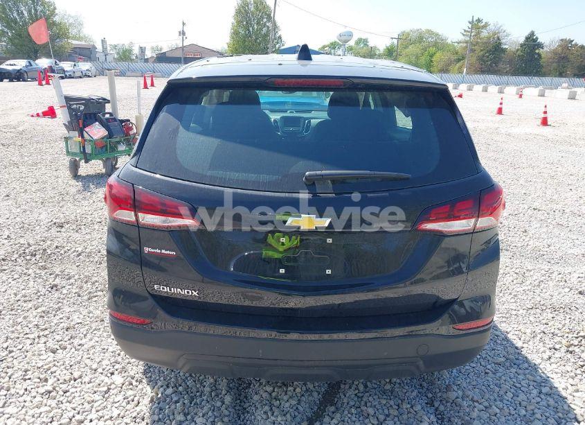 Photo 16 of 2022 Chevrolet Equinox FWD 1FL (VIN 2GNAXFEVXN6118585)