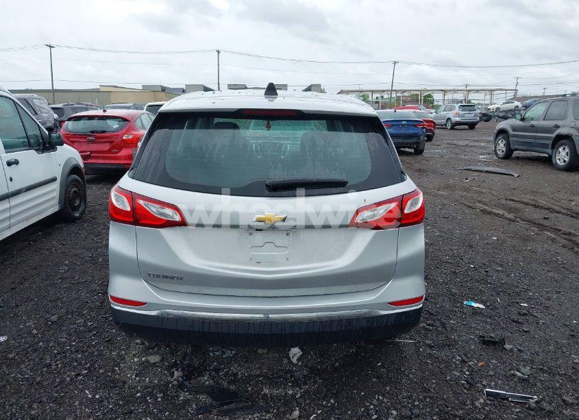 Photo 16 of 2018 Chevrolet Equinox LS (VIN 2GNAXHEV0J6274592)