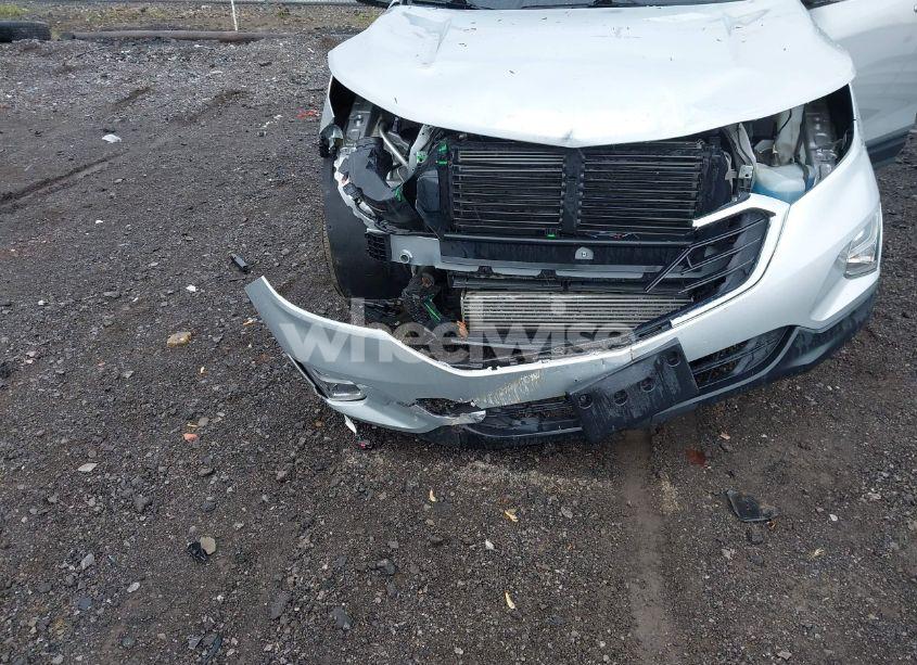 Photo 6 of 2018 Chevrolet Equinox LS (VIN 2GNAXHEV0J6274592)
