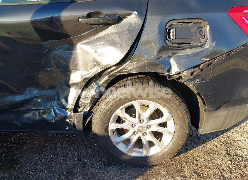 Photo 6 of 2018 Chevrolet Equinox LS (VIN 2GNAXHEV0J6293773)