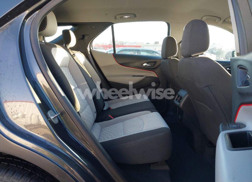 Photo 8 of 2018 Chevrolet Equinox LS (VIN 2GNAXHEV0J6293773)