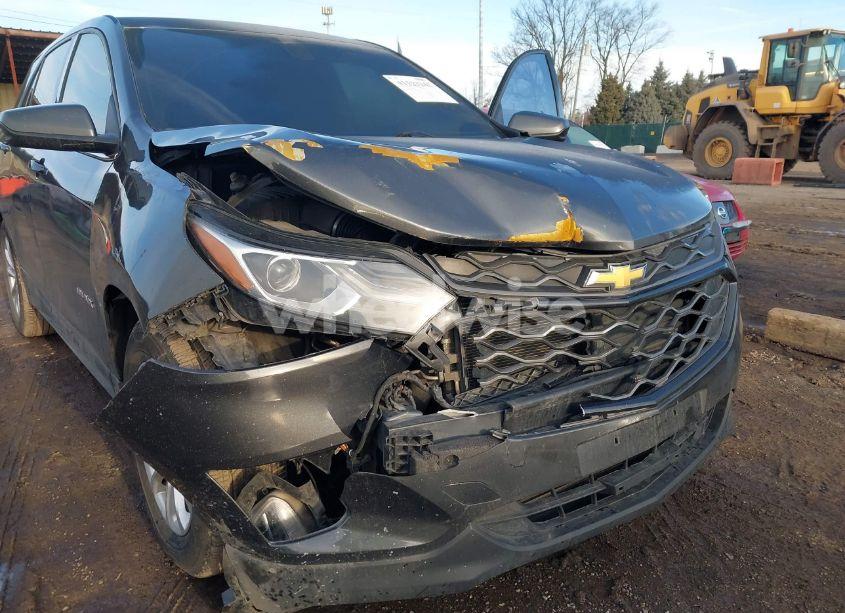 Photo 6 of 2018 Chevrolet Equinox LS (VIN 2GNAXHEV0J6317747)