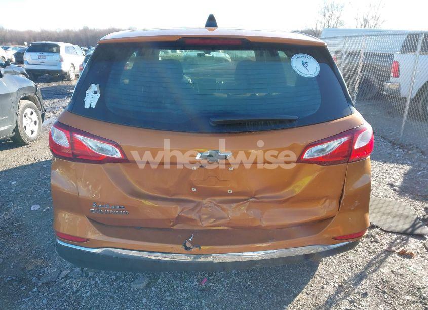 Photo 16 of 2018 Chevrolet Equinox LS (VIN 2GNAXHEV0J6352840)