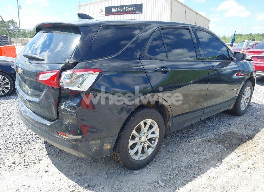 Photo 4 of 2019 Chevrolet Equinox LS (VIN 2GNAXHEV0K6291166)