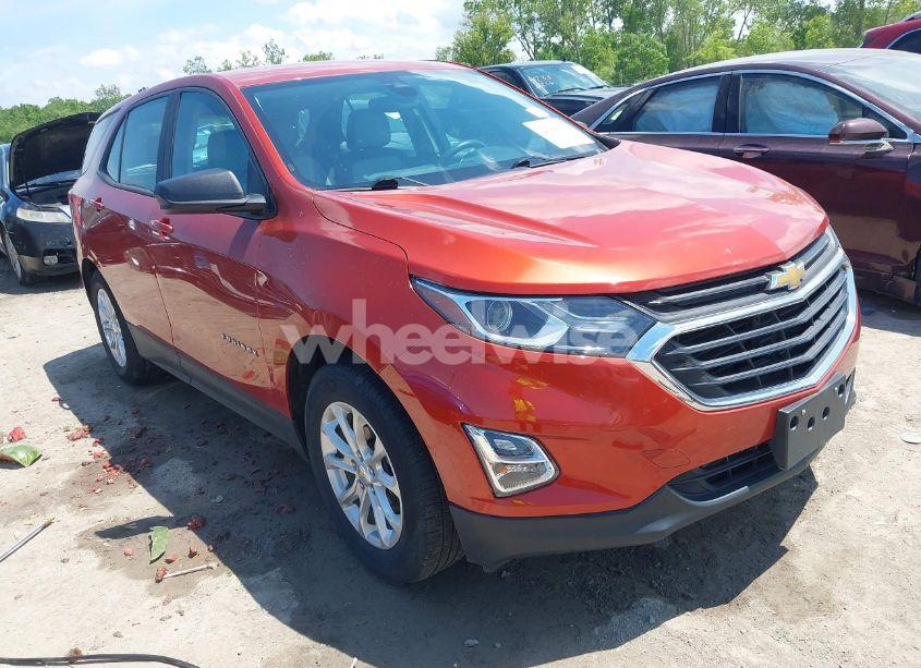 2020 Chevrolet Equinox FWD LS (VIN 2GNAXHEV0L6127790) main photo