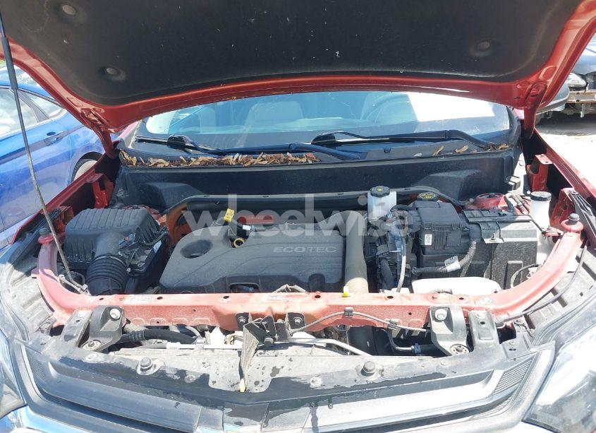 Photo 10 of 2020 Chevrolet Equinox FWD LS (VIN 2GNAXHEV0L6127790)