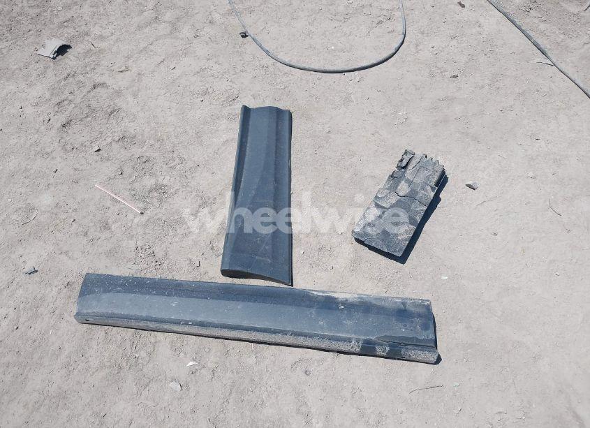 Photo 12 of 2020 Chevrolet Equinox FWD LS (VIN 2GNAXHEV0L6127790)