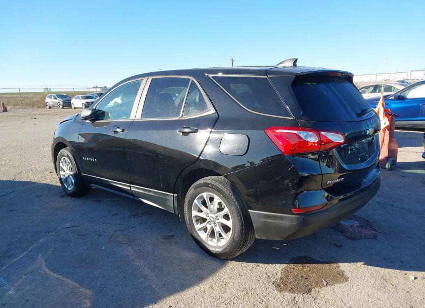 Photo 3 of 2020 Chevrolet Equinox FWD LS (VIN 2GNAXHEV0L6248187)