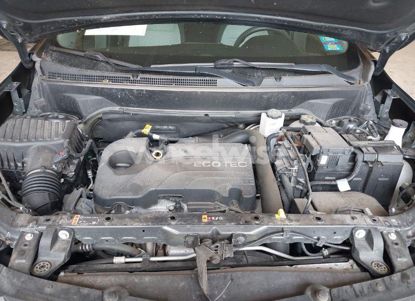 Photo 10 of 2021 Chevrolet Equinox FWD LS (VIN 2GNAXHEV0M6110957)