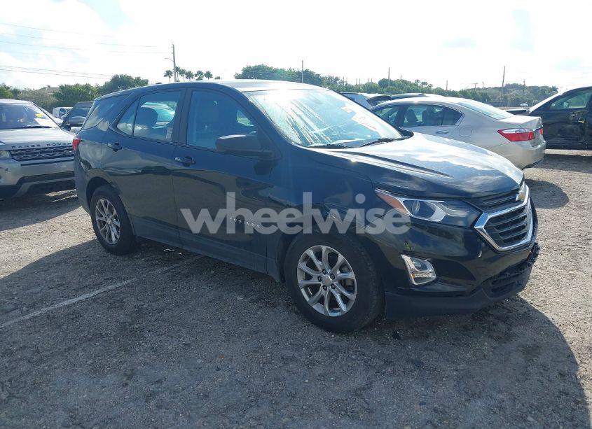 2021 Chevrolet Equinox FWD LS (VIN 2GNAXHEV0M6159091) main photo