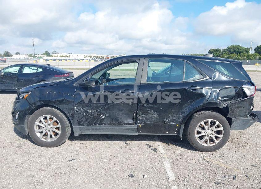 Photo 6 of 2021 Chevrolet Equinox FWD LS (VIN 2GNAXHEV0M6159091)