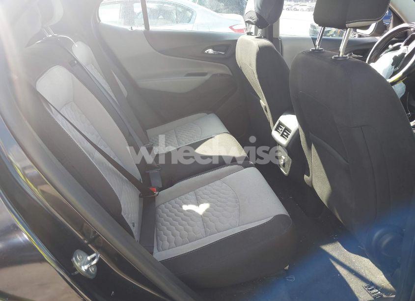 Photo 8 of 2021 Chevrolet Equinox FWD LS (VIN 2GNAXHEV0M6159091)