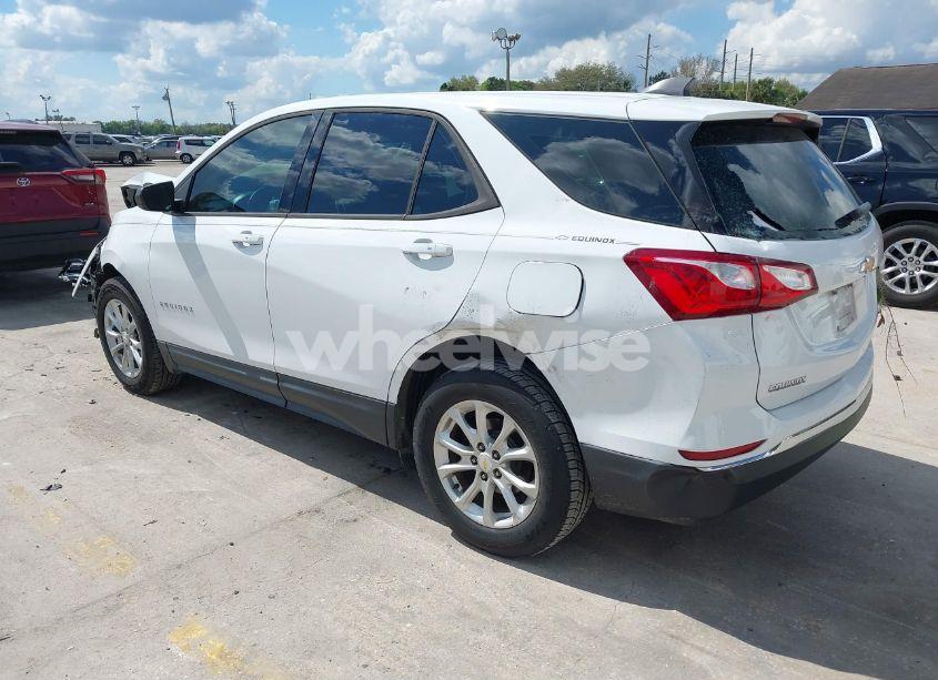 Photo 3 of 2018 Chevrolet Equinox LS (VIN 2GNAXHEV1J6134938)