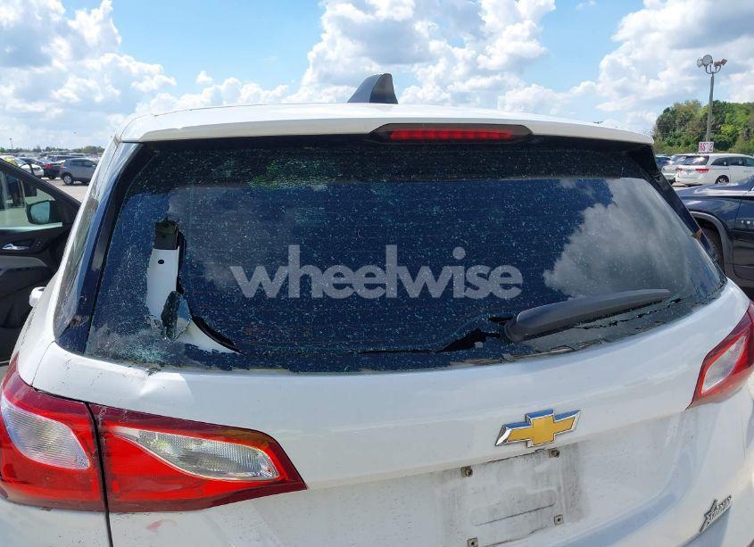 Photo 6 of 2018 Chevrolet Equinox LS (VIN 2GNAXHEV1J6134938)