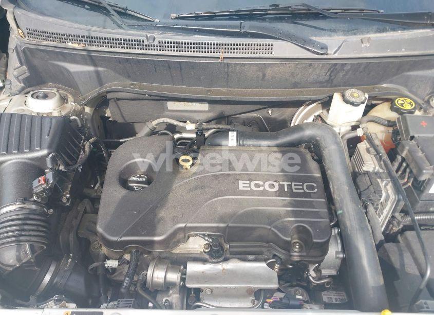 Photo 10 of 2018 Chevrolet Equinox LS (VIN 2GNAXHEV1J6176526)