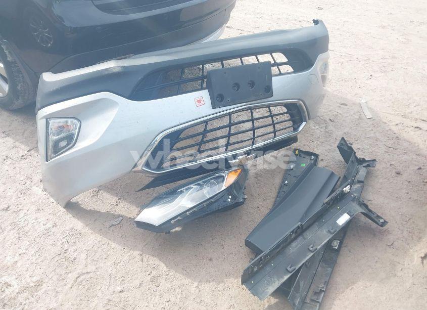 Photo 12 of 2018 Chevrolet Equinox LS (VIN 2GNAXHEV1J6176526)