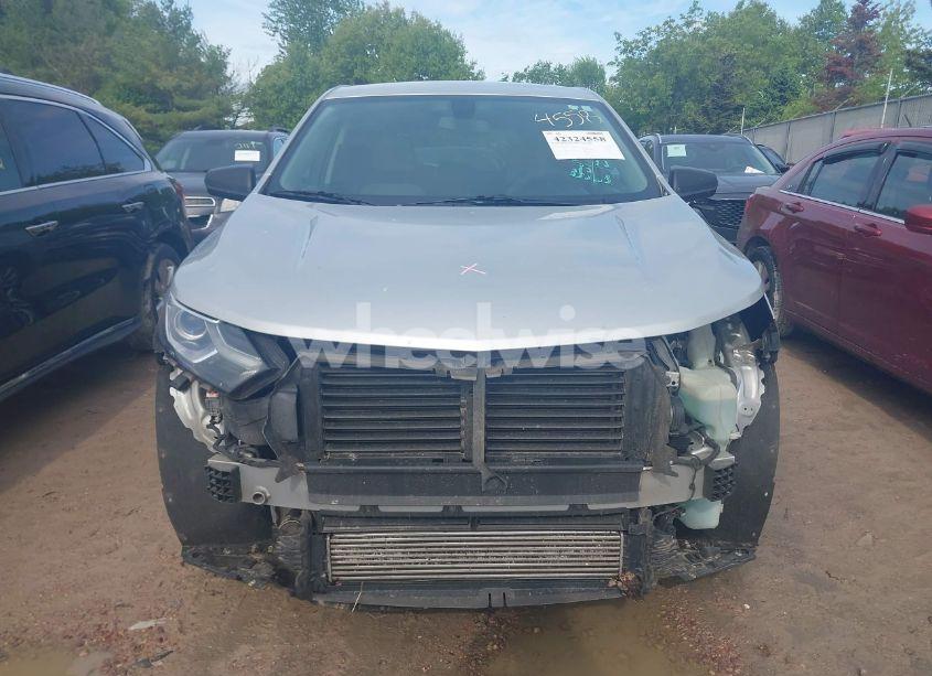 Photo 13 of 2018 Chevrolet Equinox LS (VIN 2GNAXHEV1J6176526)