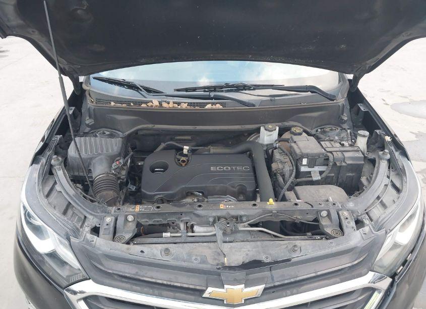 Photo 10 of 2018 Chevrolet Equinox LS (VIN 2GNAXHEV1J6185940)
