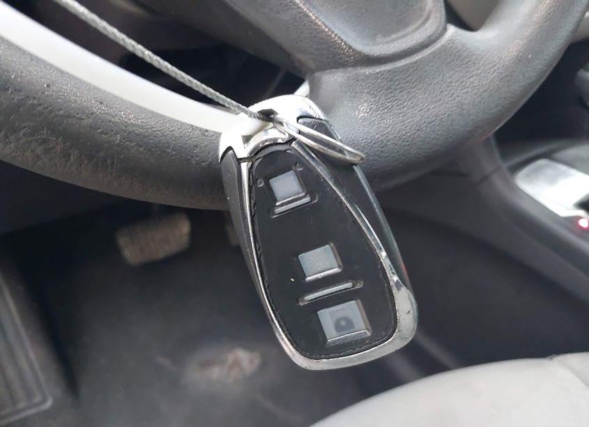 Photo 11 of 2018 Chevrolet Equinox LS (VIN 2GNAXHEV1J6185940)