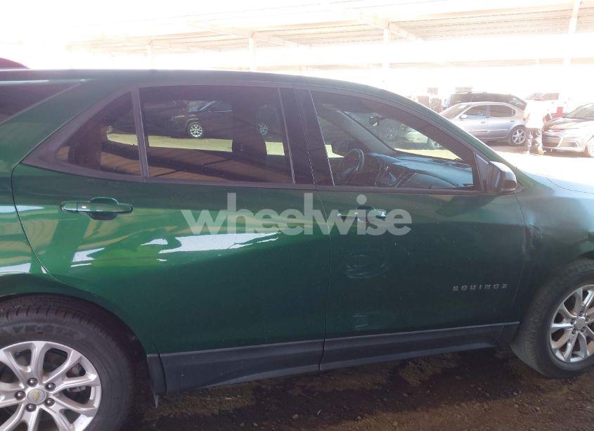 Photo 13 of 2019 Chevrolet Equinox LS (VIN 2GNAXHEV1K6118451)