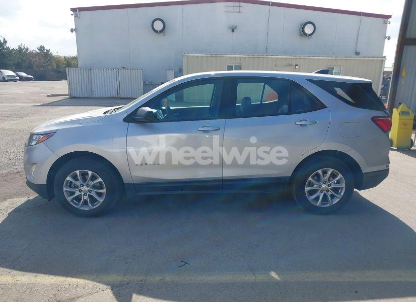 Photo 14 of 2019 Chevrolet Equinox LS (VIN 2GNAXHEV1K6182019)