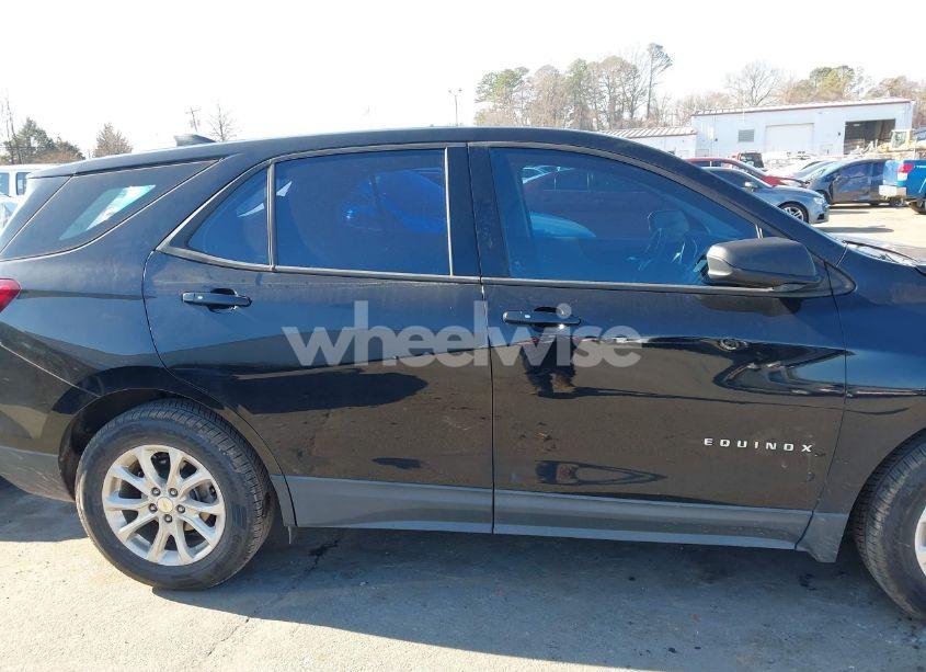 Photo 13 of 2019 Chevrolet Equinox LS (VIN 2GNAXHEV1K6267507)