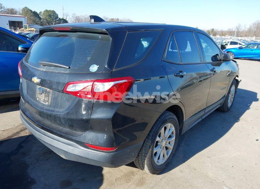 Photo 4 of 2019 Chevrolet Equinox LS (VIN 2GNAXHEV1K6267507)