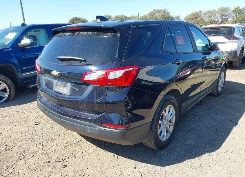 Photo 4 of 2020 Chevrolet Equinox FWD LS (VIN 2GNAXHEV1L6184340)