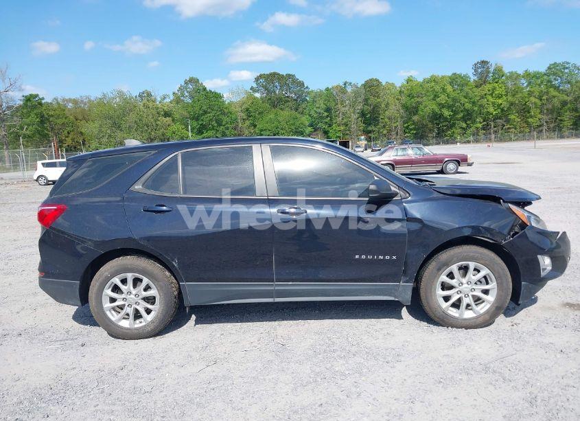 Photo 13 of 2020 Chevrolet Equinox FWD LS (VIN 2GNAXHEV1L6188288)