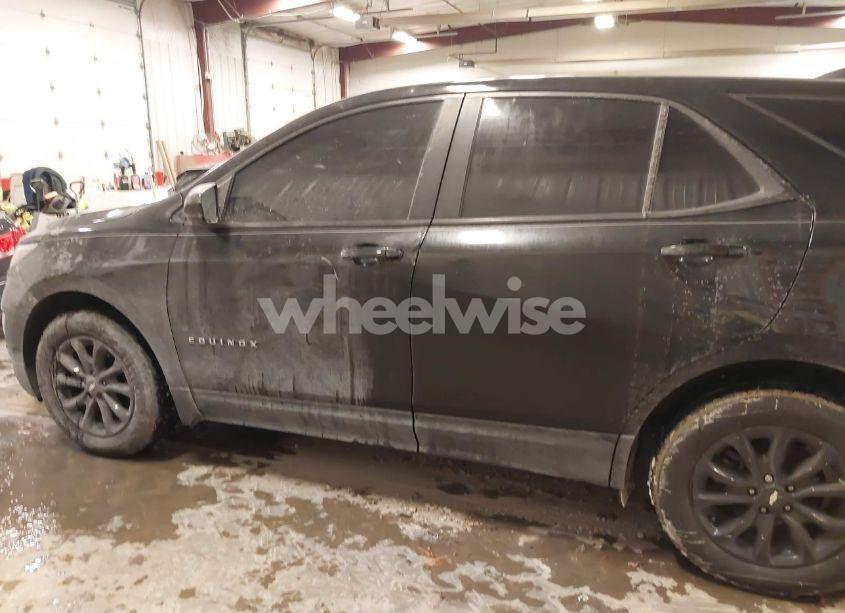 Photo 14 of 2020 Chevrolet Equinox FWD LS (VIN 2GNAXHEV1L6188761)