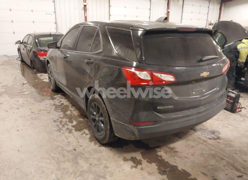 Photo 3 of 2020 Chevrolet Equinox FWD LS (VIN 2GNAXHEV1L6188761)