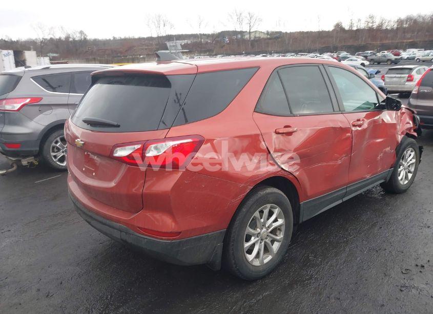 Photo 4 of 2020 Chevrolet Equinox FWD LS (VIN 2GNAXHEV1L6256458)