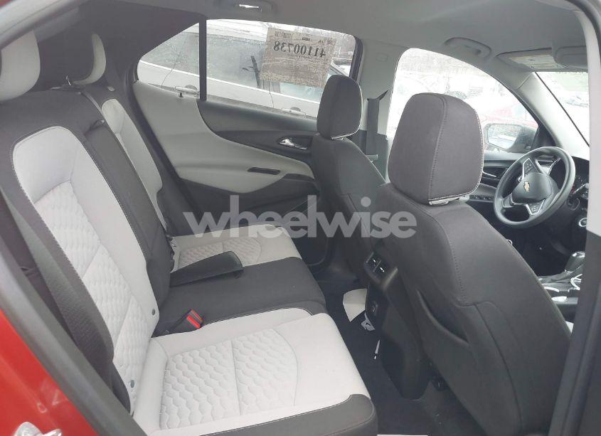Photo 8 of 2020 Chevrolet Equinox FWD LS (VIN 2GNAXHEV1L6256458)