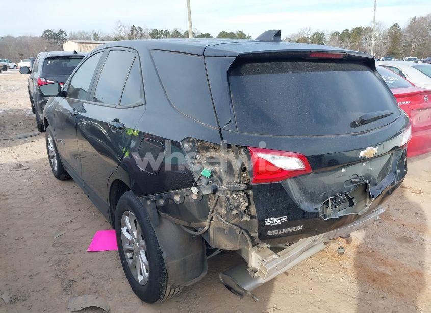 Photo 3 of 2020 Chevrolet Equinox FWD LS (VIN 2GNAXHEV1L6277942)