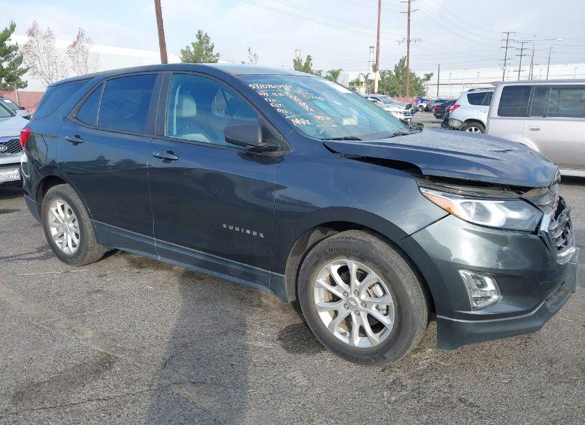 2021 Chevrolet Equinox FWD LS (VIN 2GNAXHEV1M6133017) main photo