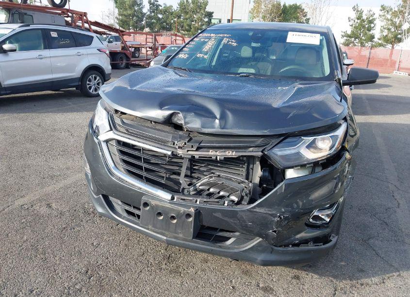 Photo 6 of 2021 Chevrolet Equinox FWD LS (VIN 2GNAXHEV1M6133017)