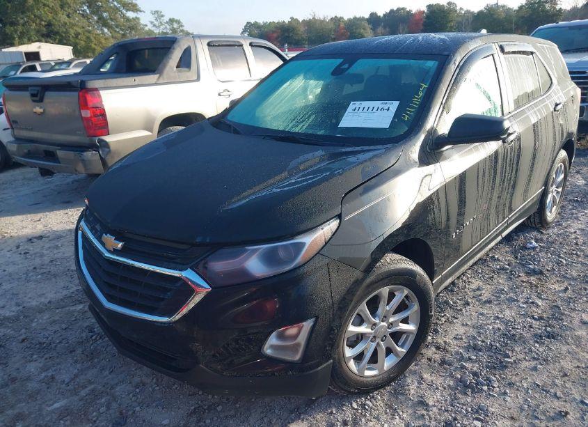 Photo 2 of 2021 Chevrolet Equinox FWD LS (VIN 2GNAXHEV1M6155048)