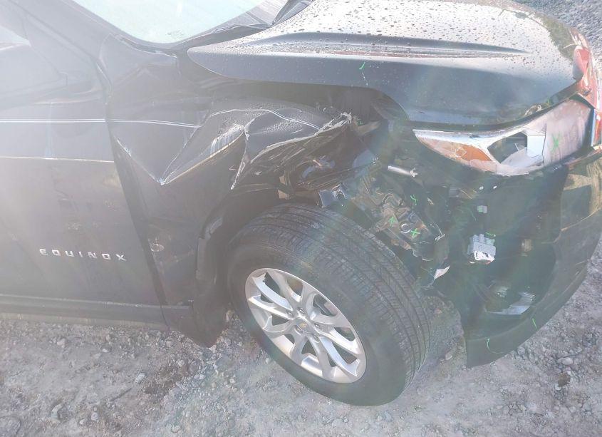 Photo 6 of 2021 Chevrolet Equinox FWD LS (VIN 2GNAXHEV1M6155048)