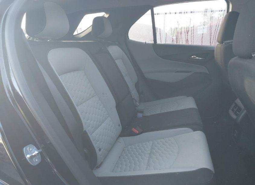 Photo 8 of 2021 Chevrolet Equinox FWD LS (VIN 2GNAXHEV1M6155048)