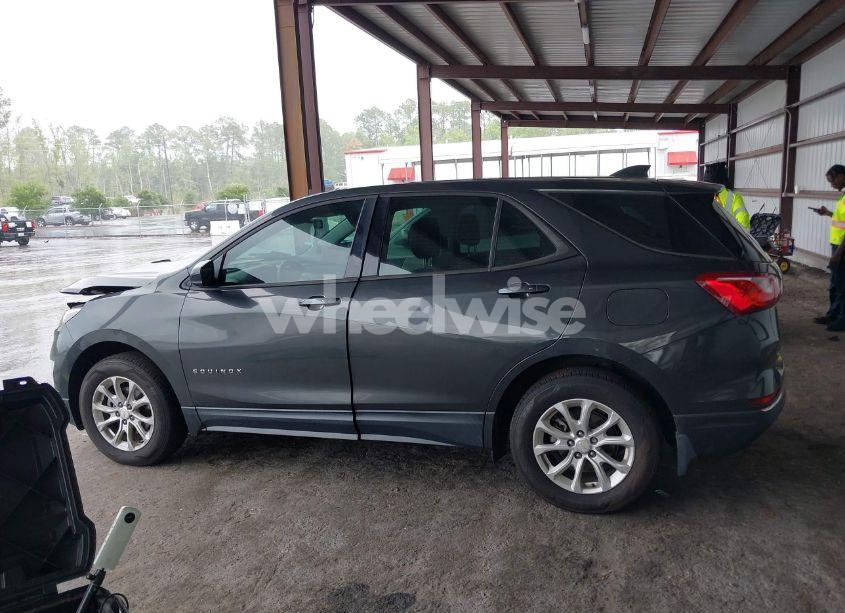 Photo 14 of 2018 Chevrolet Equinox LS (VIN 2GNAXHEV2J6149092)