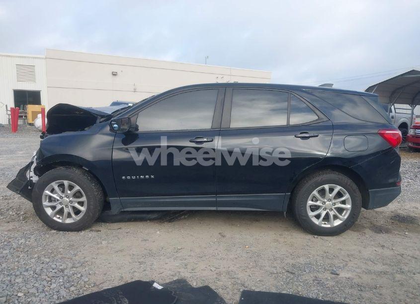 Photo 14 of 2020 Chevrolet Equinox FWD LS (VIN 2GNAXHEV2L6114670)