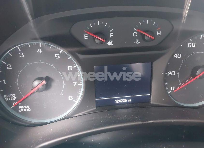 Photo 7 of 2020 Chevrolet Equinox FWD LS (VIN 2GNAXHEV2L6114670)