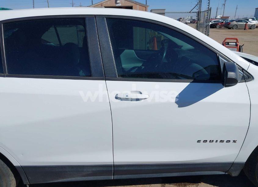 Photo 13 of 2020 Chevrolet Equinox FWD LS (VIN 2GNAXHEV2L6227616)