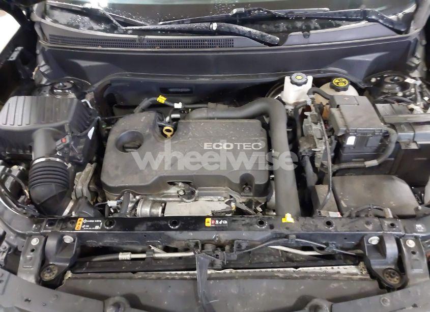 Photo 10 of 2020 Chevrolet Equinox FWD LS (VIN 2GNAXHEV2L6232525)