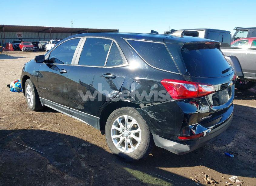 Photo 3 of 2020 Chevrolet Equinox FWD LS (VIN 2GNAXHEV2L6274676)