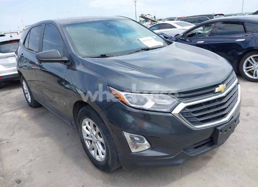 2020 Chevrolet Equinox FWD LS (VIN 2GNAXHEV2L6278338) main photo